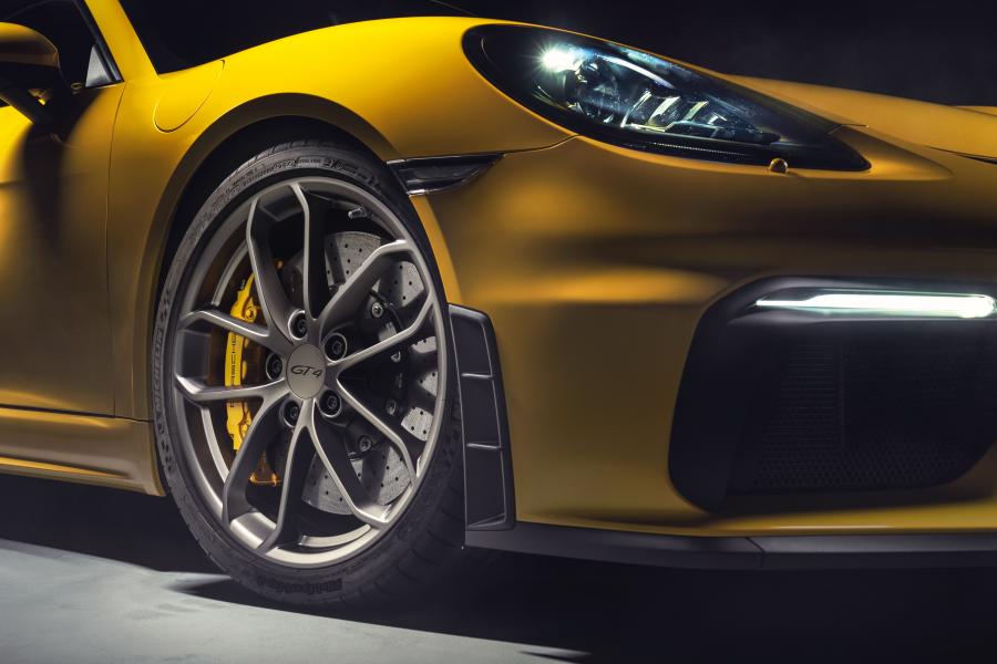 Колеса Porsche 718 Cayman GT4 (982C) 2019 года  (WW) (фото 6 из 190)